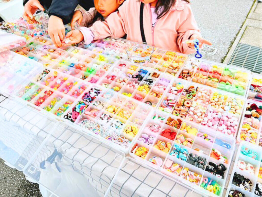meme
パークマルシェ 滋賀
SHIGAパークマルシェPeaRK marche
2025年6月8日(日)貴生川コミュニティーセンターにて開催
滋賀イベント6月
